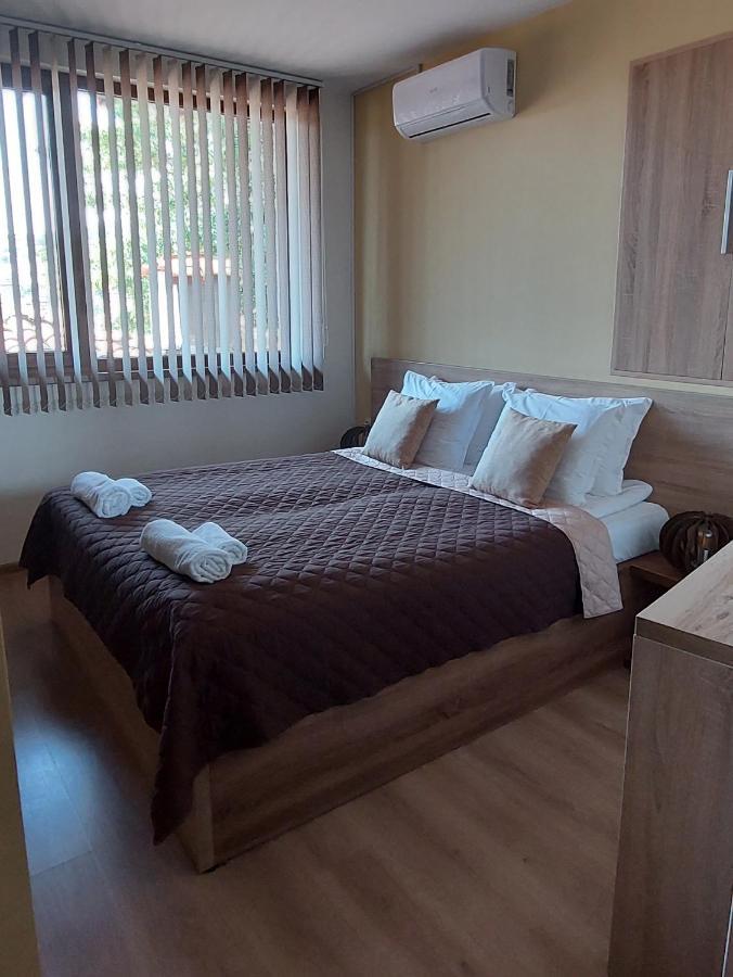 Studio Paradise Veliko Tŭrnovo Exterior foto